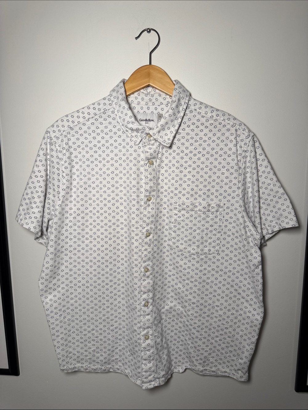 Goodfellow & Co White Short-Sleeve Button-Down with Navy Micro Print